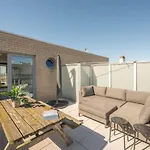 דירה Modern With Private Rooftop *