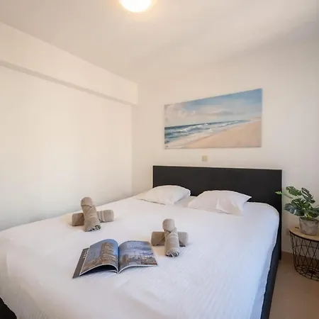דירה Modern With Private Rooftop אוסטנדה