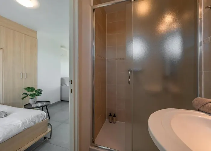 公寓 Modern With Private Rooftop